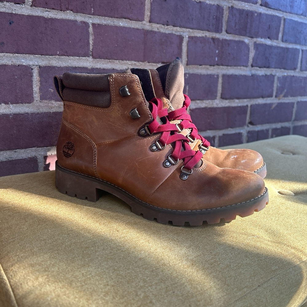 Timberland Brown Lace Up Boots with Red Laces